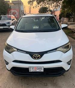 تۆیۆتا ڕاڤ 4